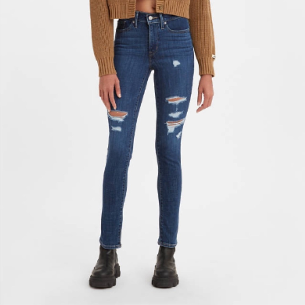 Levi's women's distressed 311 shaping size 26